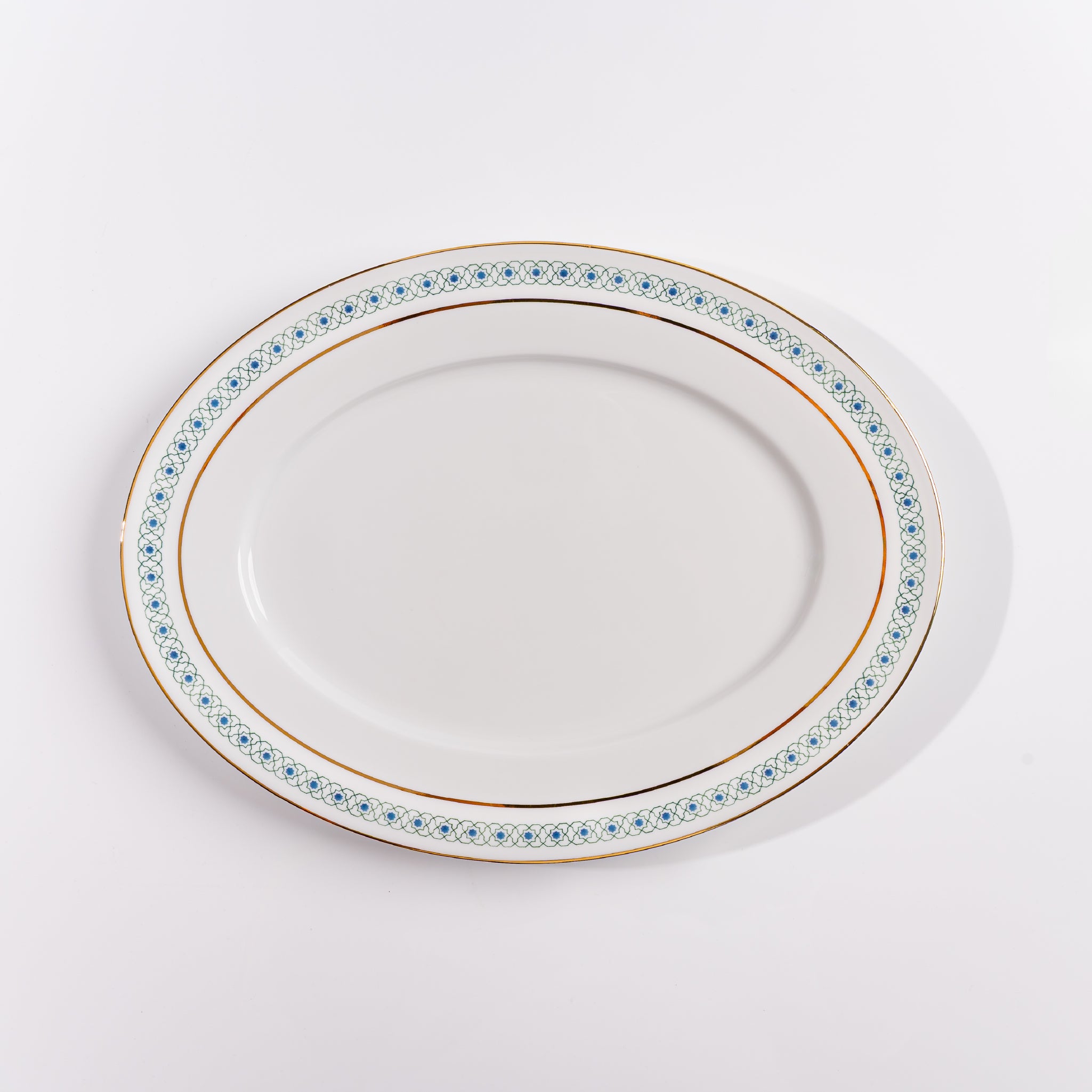 Nilofer Grande Oval Platter (Set of 1)