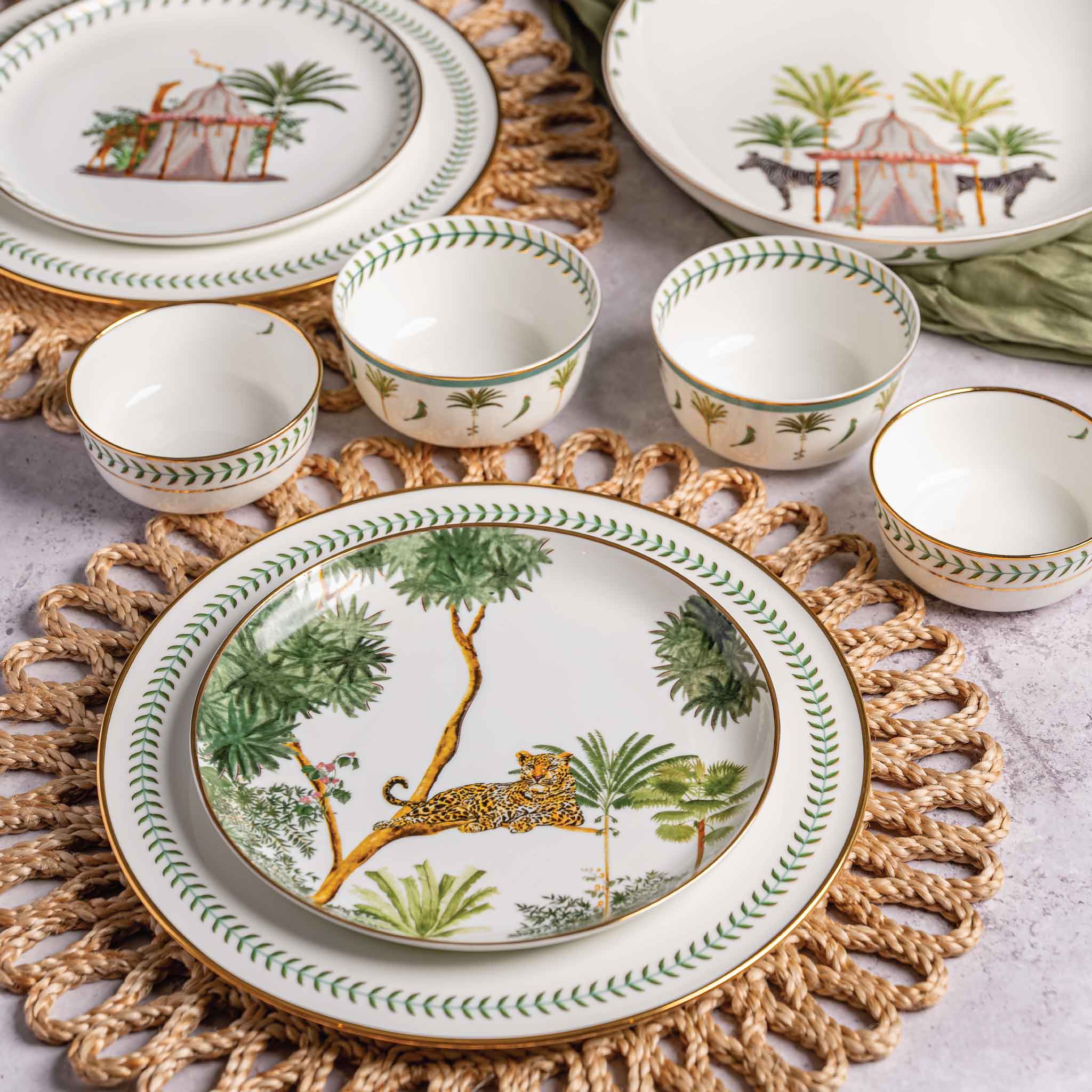 Nyara Dinner Plates (Set of 4)