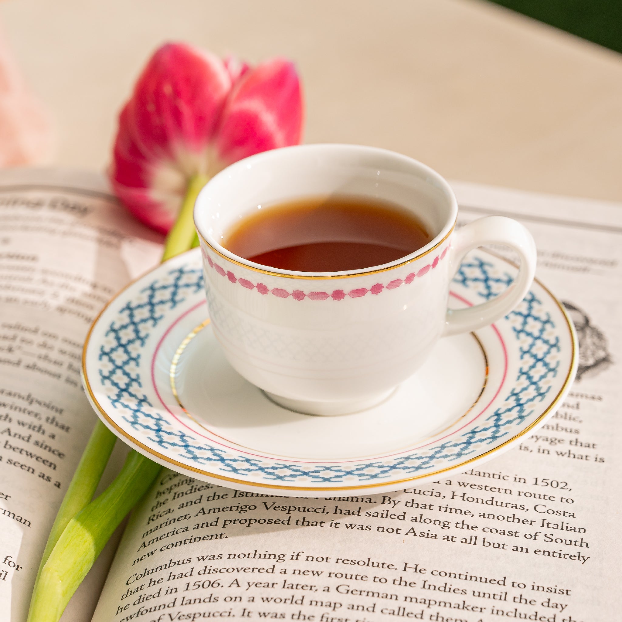 Nilofer Espresso Cups & Saucers (Set of 4)