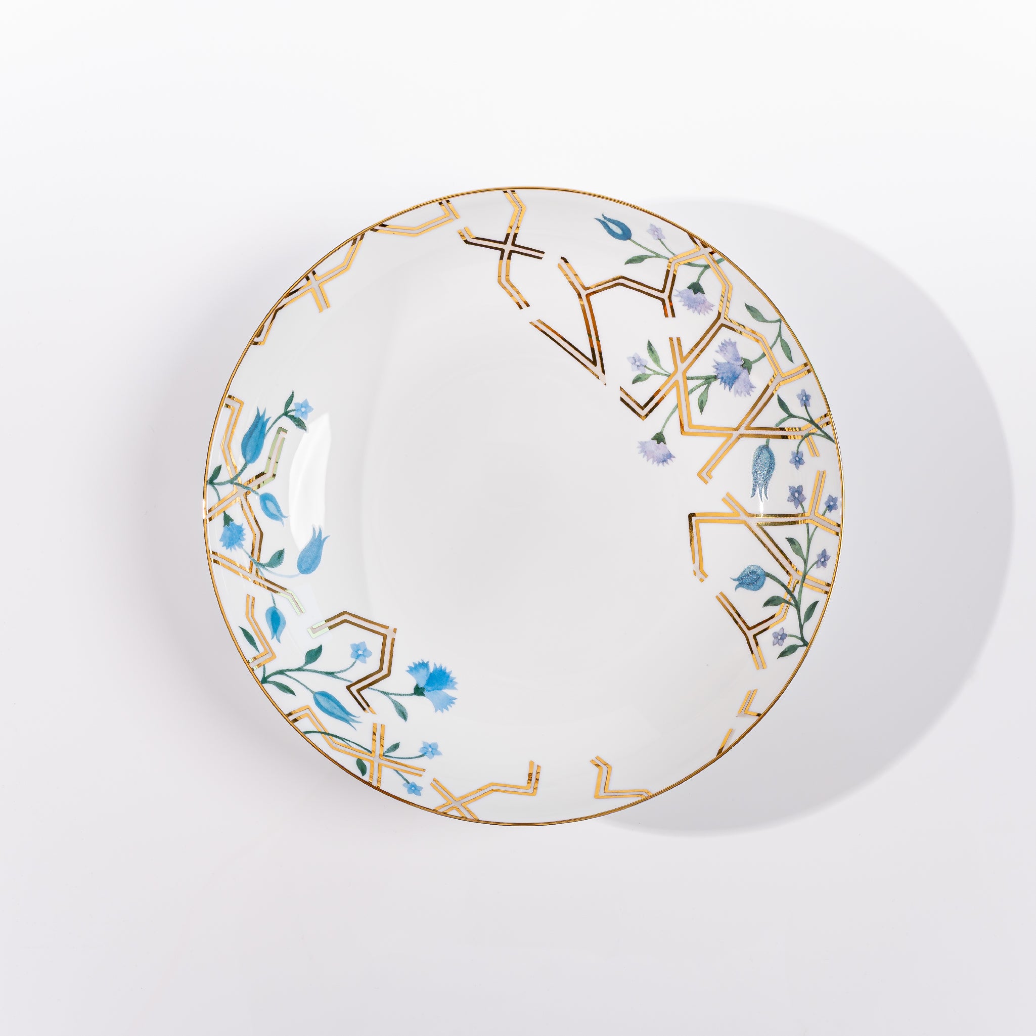 Nilofer Grande Serving Bowl (Set of 1)