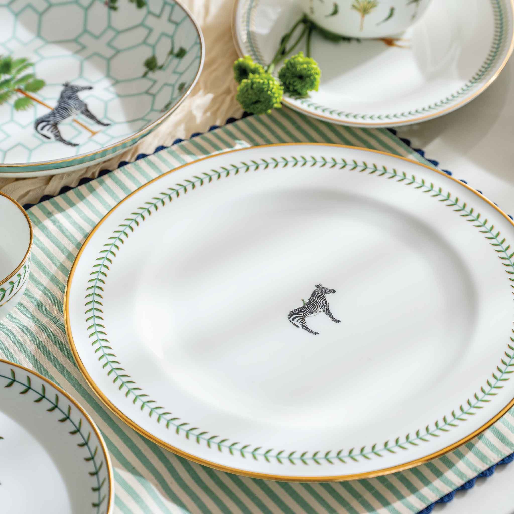 Nyara Dinner Plates (Set of 4)