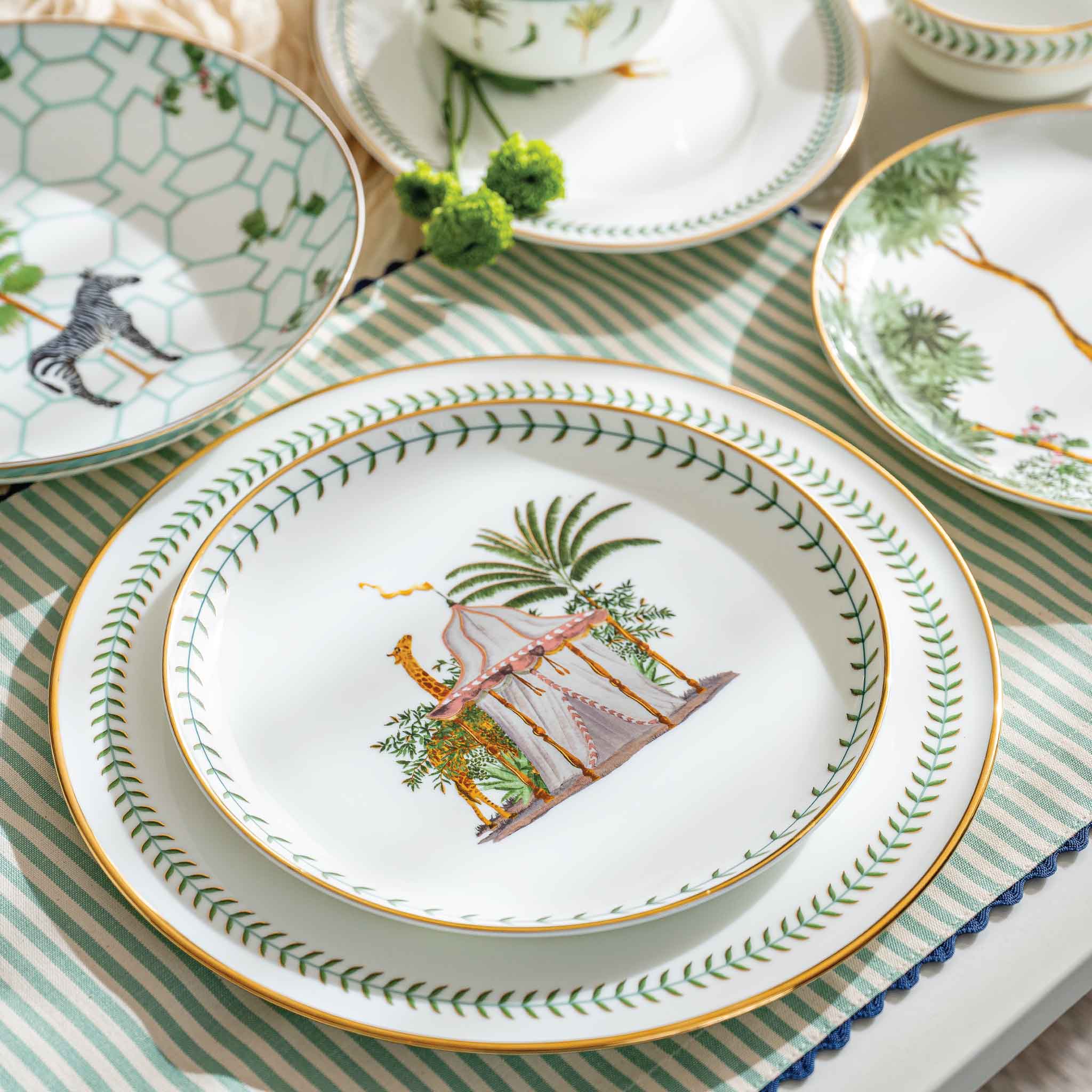 Nyara Dinner Plates (Set of 4)