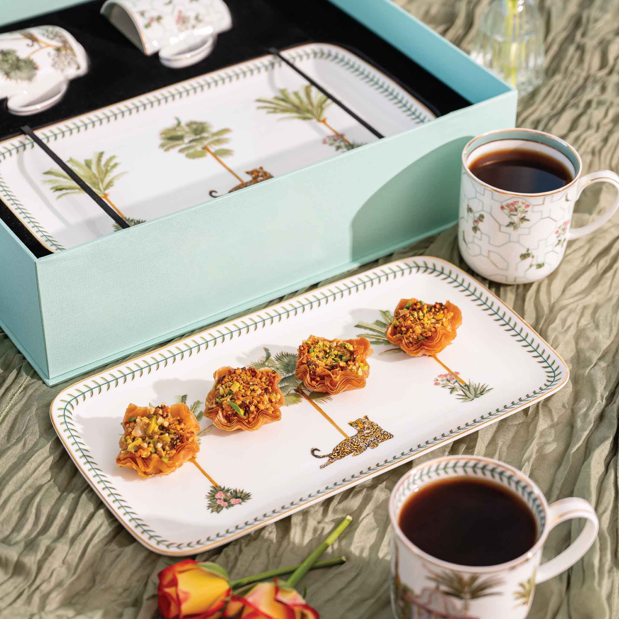 The Nyara Coffee & Serve Set