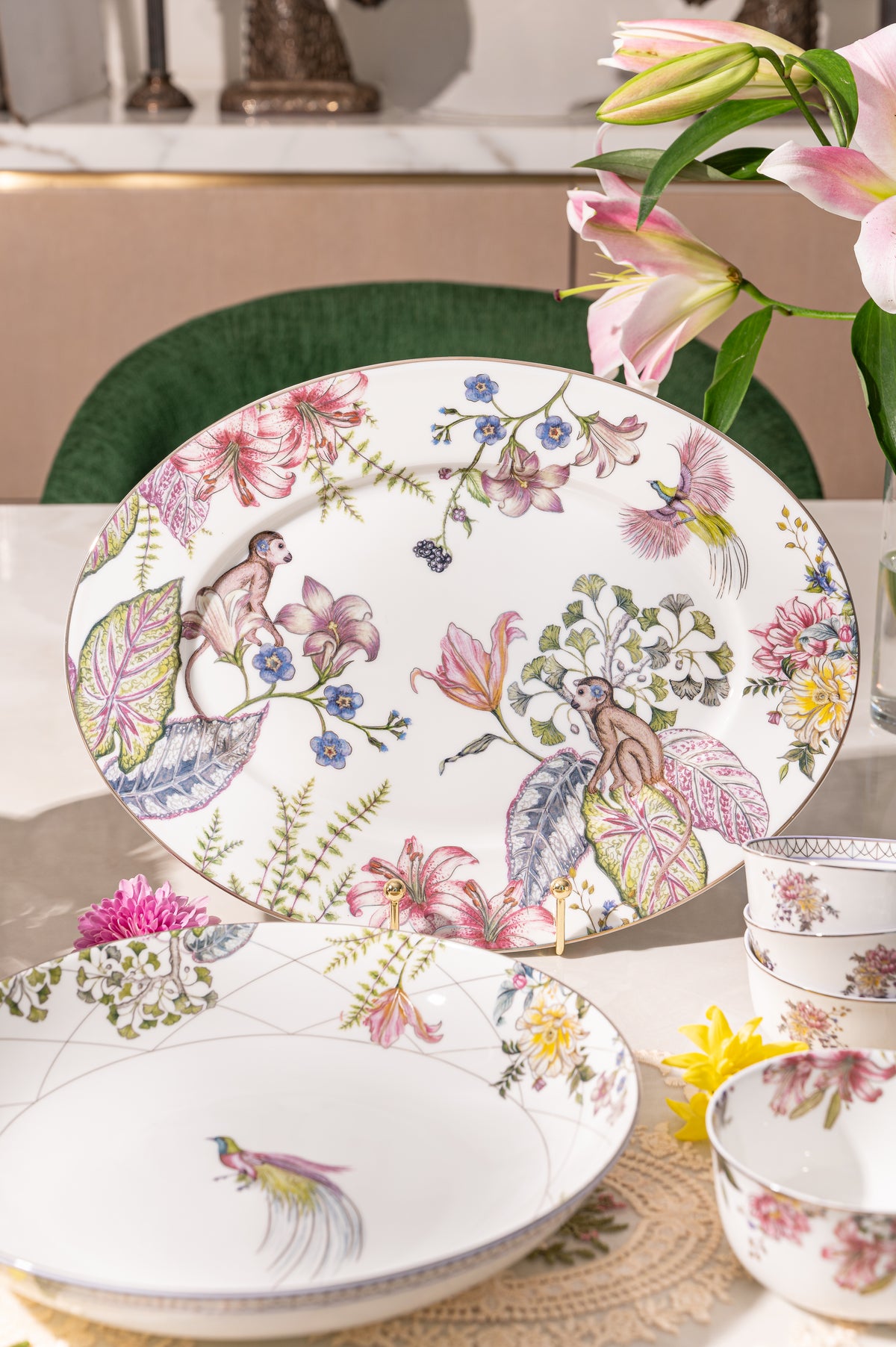 The Shirovana Grande Serve Set